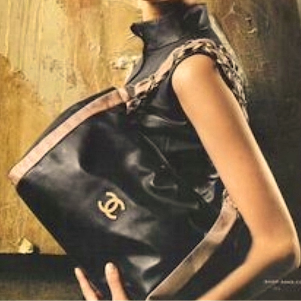 🔥 RARE Chanel Olsen Lambskin Hobo Bag - Picture 8 of 16
